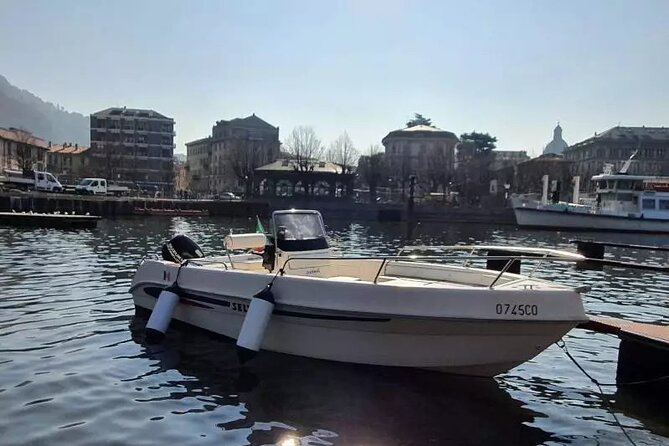 1 Hour Boat Rental Without License 40cv Engine on Lake Como - Why the private format is worth considering