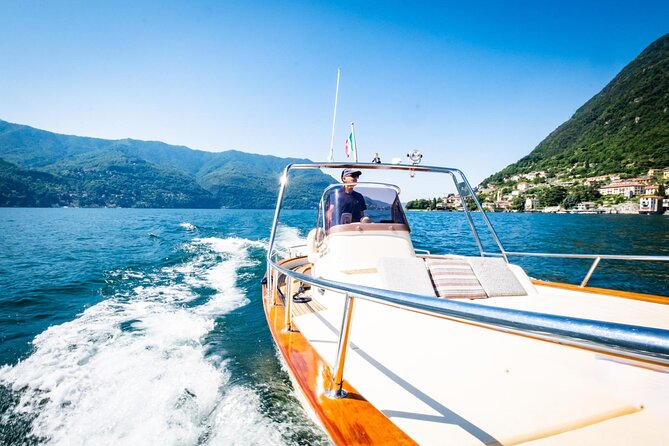 1H Private Cruise on a beautiful wooden speedboat on Lake Como - Laglio and the George Clooney connection