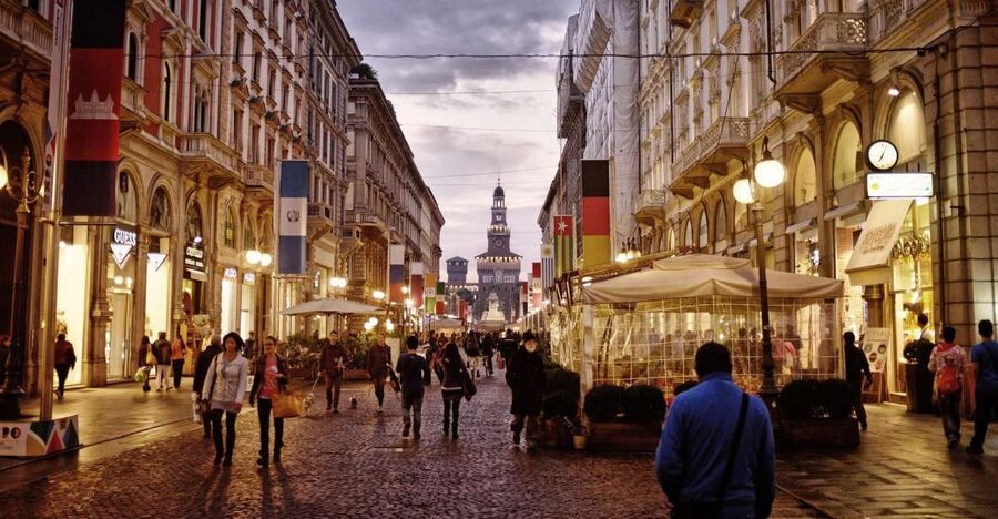 2-Hour Milan by Night Walking Tour - Meeting Milan beneath La Scala