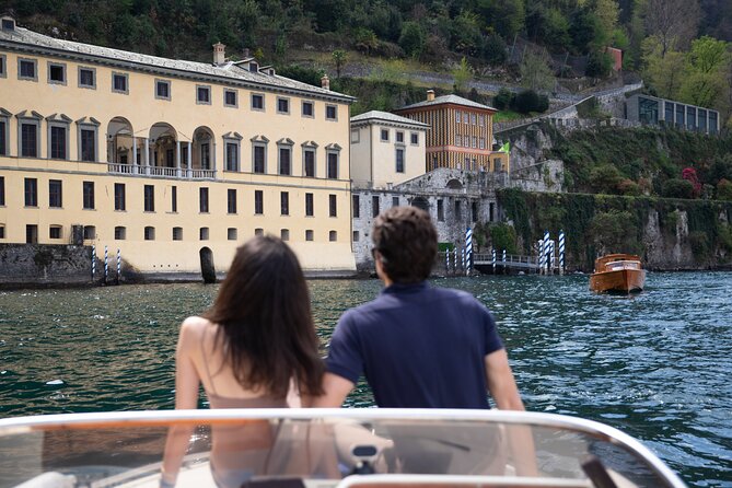 2 hours Private Boat Tour Lake Como for Groups from 1 to 6 People - Boat comfort, meeting details, and who should book