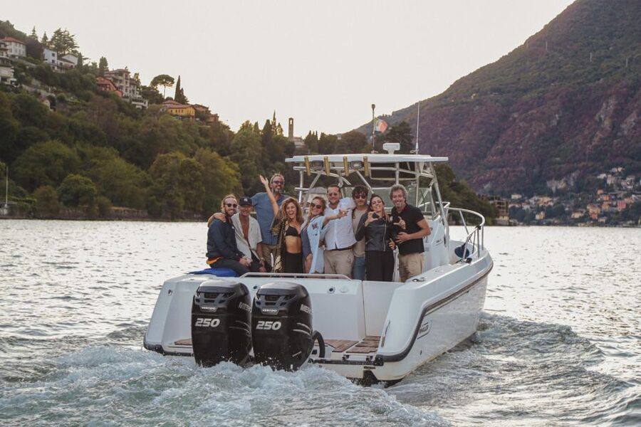 2 hours Private boat tour on lake of Como - Laglio and Moltrasio: the longest scenic stretch