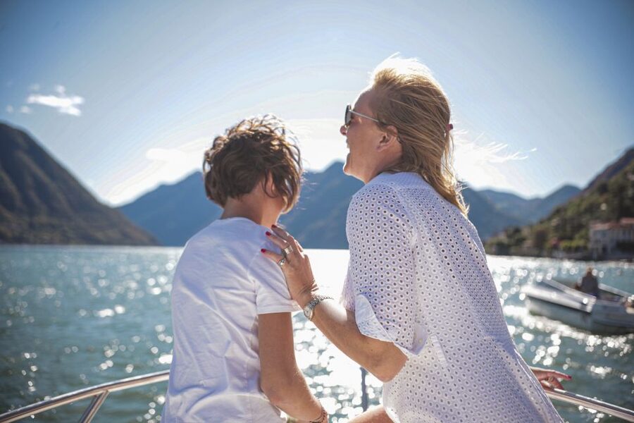 2 hours Private boat tour on lake of Como - Cernobbio and the return to Como