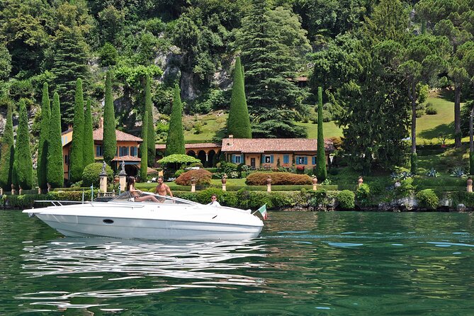 2 Hours Private Guided Boat Tour on Lake Como - Sereno, Mandarin, Castadiva, and the return to Como