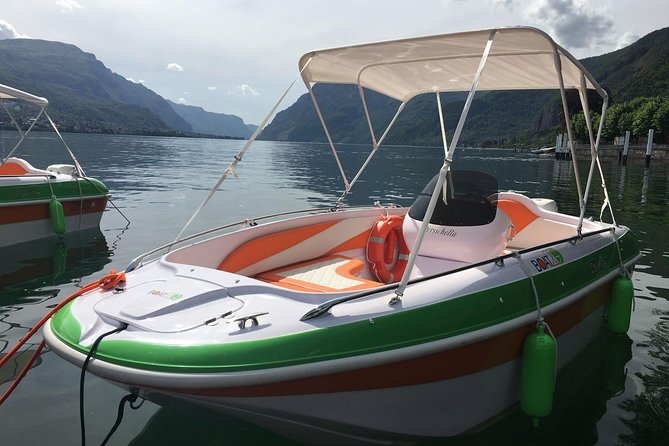 3 hours Boat Rental Lake Como - How the boat handles for first-time drivers