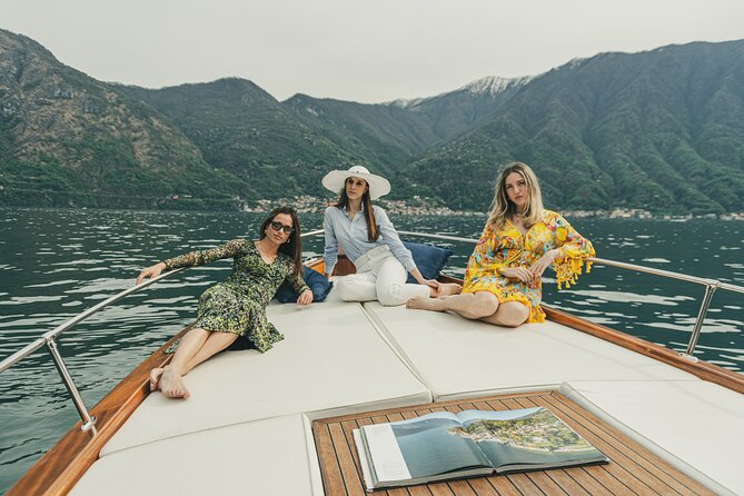 3 hours Private Boat Tour on Lake Como Bellagio - Varenna, Menaggio, and the eastern shore