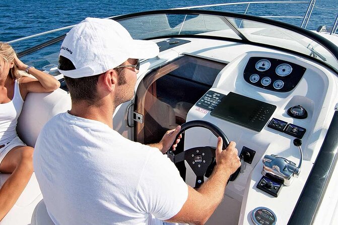 3 Hours Private Breathtaking Como Lake Boat Tour - Leaving Como for the western shore