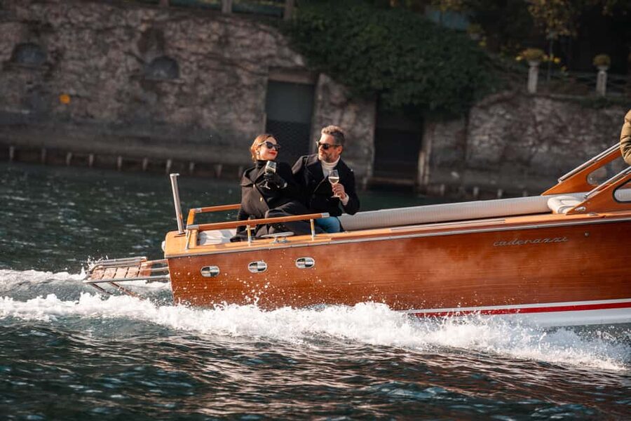 3 or 4 hours Classic Wooden Boat Tour with Prosecco - FAQ