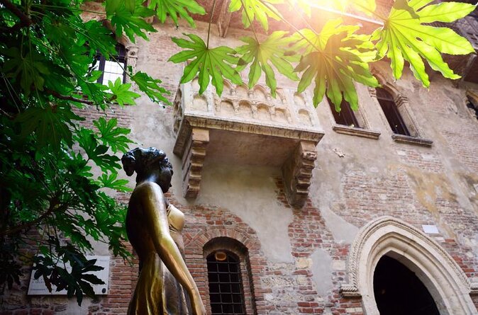 4-Day Italian Lakes Tour from Milan - Key points at a glance