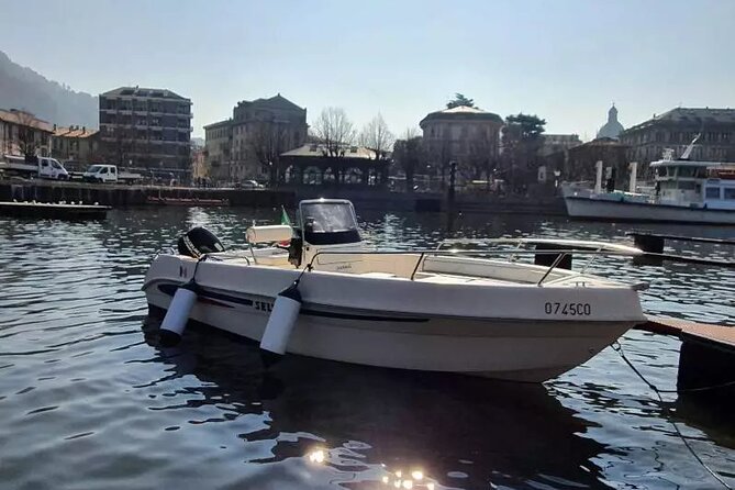 4 Hours Boat Rental Without License 40hp Engine on Lake Como - Leaving Como with the controls in your hands