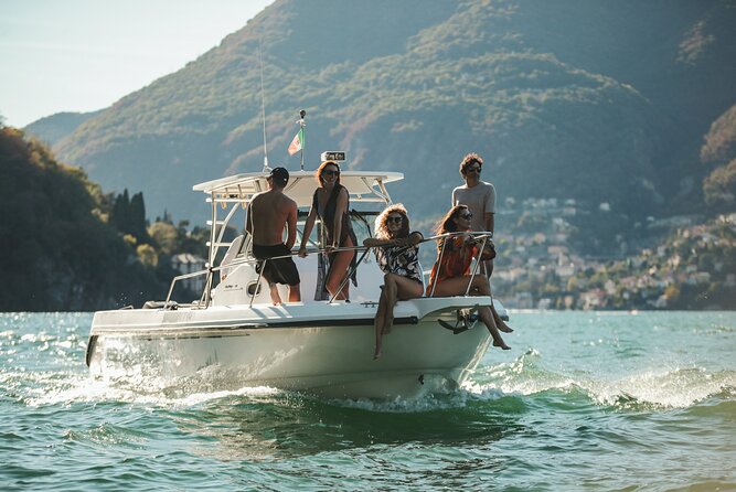 4 Hours Private Boat Cruise on Lake Como - Punta Spartivento: aperitif and open water