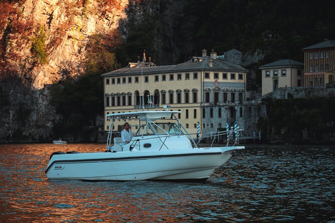 4 Hours Private Boat Cruise on Lake Como - Moltrasio and Laglio: grand homes from the water