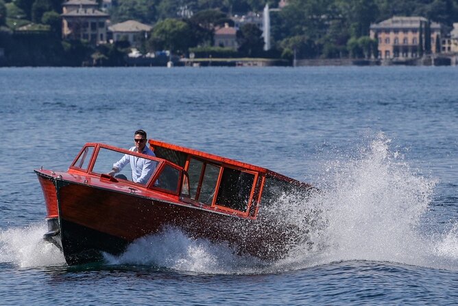 4 Hours Private Wooden Boat Tour stop Bellagio Varenna 6 pax - Isola Comacina and the approach to Lenno