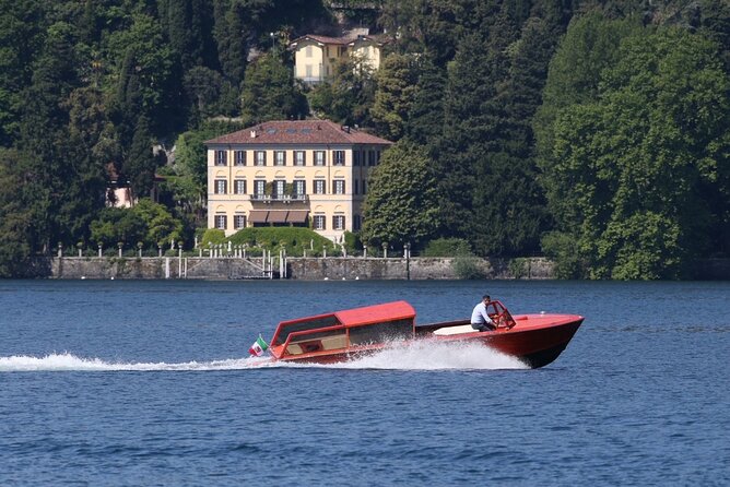 4 Hours Private Wooden Boat Tour stop Bellagio Varenna 6 pax - Thirty minutes in Bellagio