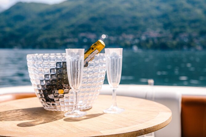 4H Private Cruise Bellagio Varenna Tender Yacht Invictus 6 Pax - Bellagio, the 45-minute shore visit