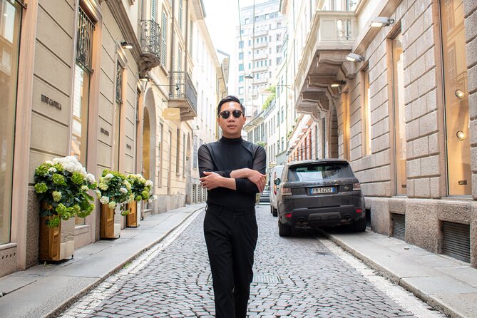 An Adventure in Milan and your unforgettable Private Photoshoot - The Photographer’s Approach to Posing