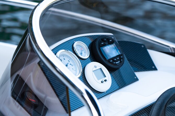 Be the Captain : Drive Your Own Boat on Lake Como - The run toward Nesso and the waterfall area