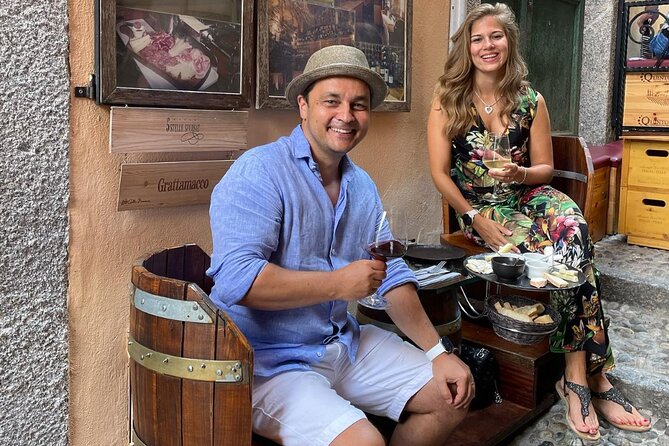 Bellagio Wine Tasting + Villa Melzi - Five Italian wines at a Bellagio enoteca