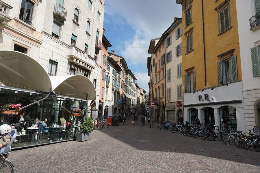 Bergamo: 2.5-Hour Private Tour of the Lower Town - Donizetti Theatre and Bergamo’s cultural center