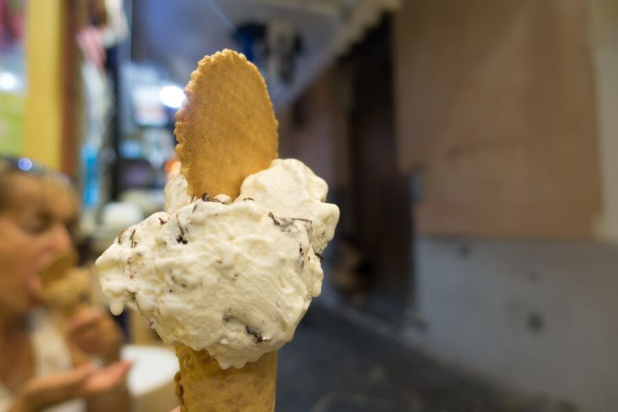 Bergamo: 3.5-Hour Traditional Food Tour - Who should book this food walk