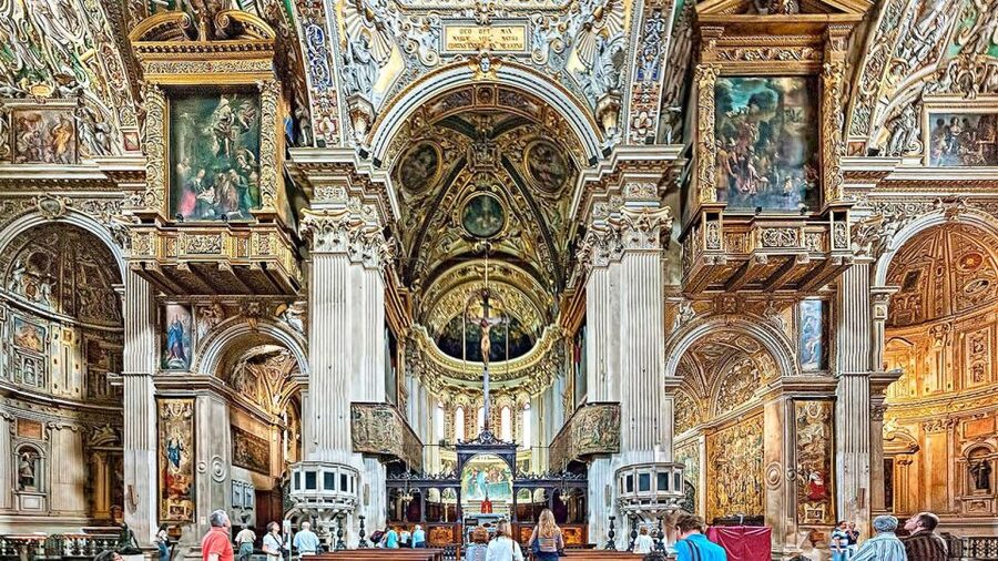 Bergamo Audioguide - TravelMate app for your smartphone - Food, Sentierone, and the city beyond monuments