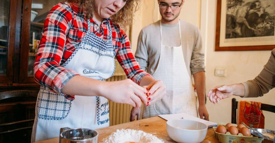 Bergamo: Pasta & Tiramisu Cooking Class at a Local's Home - The welcome and the first kitchen lesson