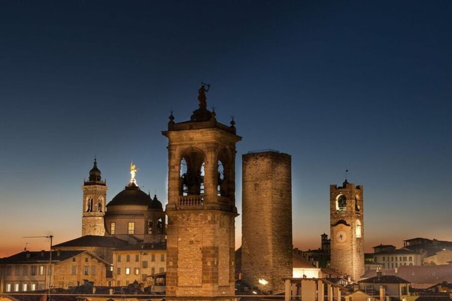 Bergamo: Private custom tour with a local guide - The history and stories make the difference
