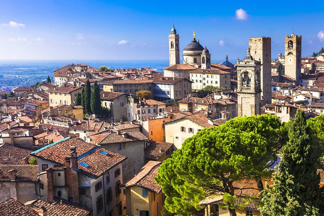 Bergamo Top Sights Private and Personalized Guided Walking Tour - Piazza Vecchia, the heart of the Upper Town