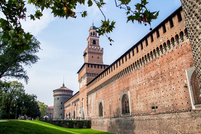 Best of Milan: 3 Icons Tour in 40 Languages + Hop On Hop Off - Why the walking route works