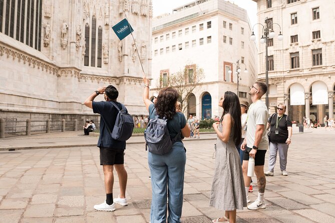 Best of Milan: 3 Icons Tour in 40 Languages + Hop On Hop Off - Guides make or break a compact tour