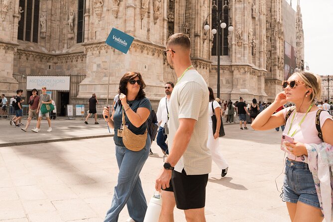 Best of Milan: 3 Icons Tour in 40 Languages + Hop On Hop Off - Meeting at La Scala without a morning scramble