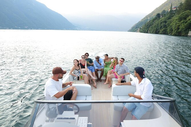 Boat Party on Lake Como - Open Bar - The villa section, from Balbiano to Balbianello