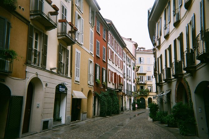 Brera district & Pinacoteca 2-hours guided experience with entrance tickets included - Price and value at $78.49