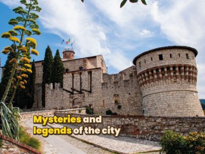 Digital Guide made by a Local for your walking tour