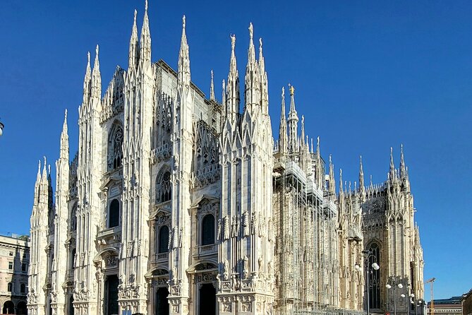 Cathedral & Skyline: Duomo di Milano Tour with Rooftop Access - The Duomo is best understood from above and below