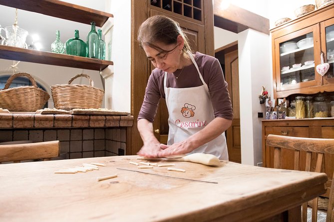 Cesarine: Small group Pasta and Tiramisu class in Lake Garda - Who will get the most from this class