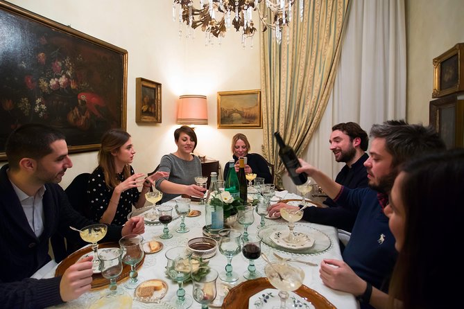 Cesarine: Typical Dining & Cooking Demo at Local's Home in Milan - Practical details that affect your evening