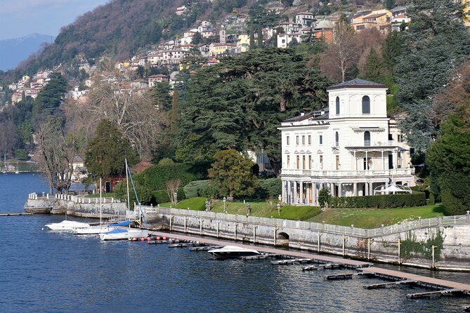 Classic boat tour on Lake Como - Laglio and Villa Oleandra