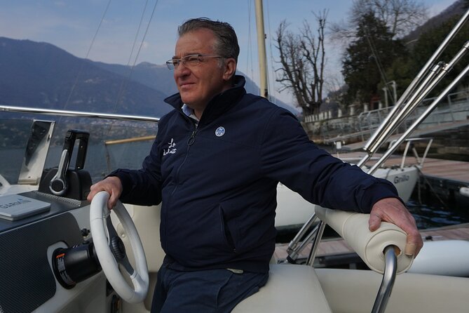 Classic boat tour on Lake Como - Villa Taverna above Perlasca