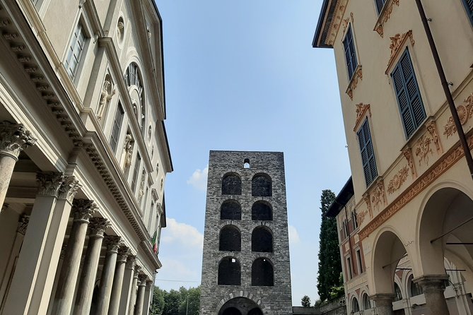 Como city and its History Exclusive Walking Tour (1 h from Milan) - Casa del Fascio and Italy’s Rationalist architecture