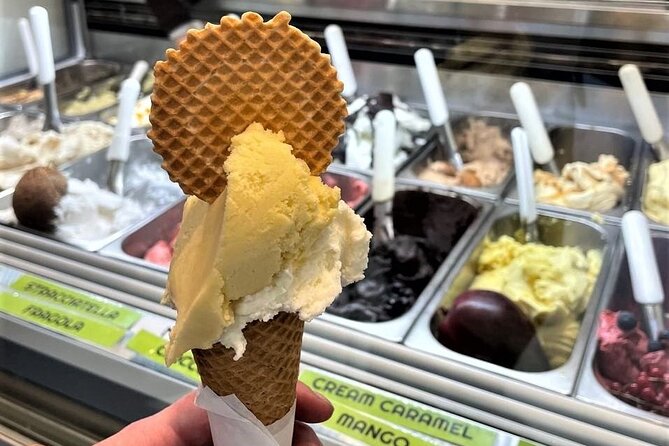 Como Food Tour and the Farmers Market - Piazza del Duomo and the Broletto