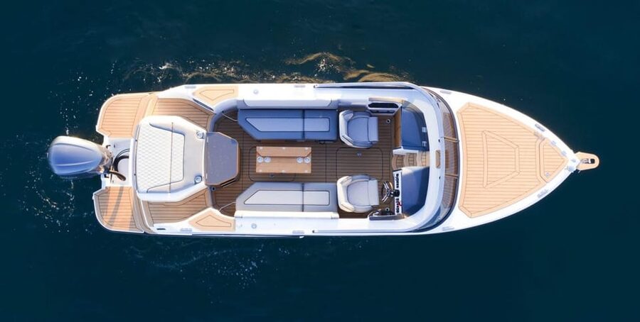 Como: Lake Como Private Boat Tour with Wine - Villa Pliniana, Torno, and Blevio