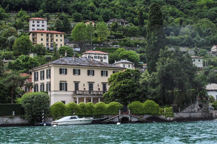 Como: Lake Como Shared Boat Tour - The opposite shore and luxury hotels