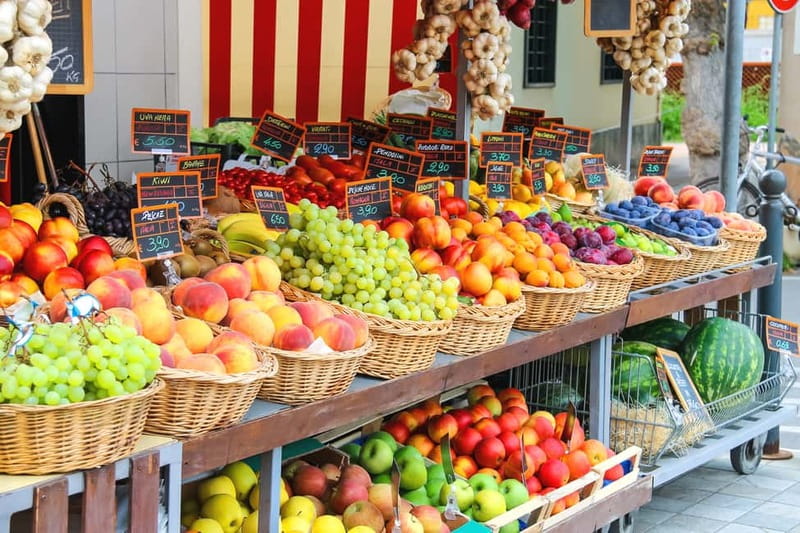 Como: Market Tour and Cooking Class at a Local's Home - Who should book this experience