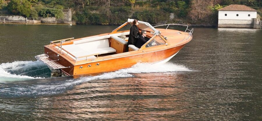 Como: Private Classic Wooden Boat Tour with Prosecco - Key points at a glance