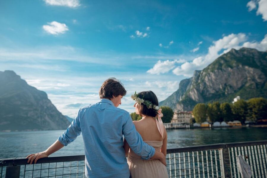 Como: Private Photoshoot with Post-Editing - Meeting outside McDonald’s in Como