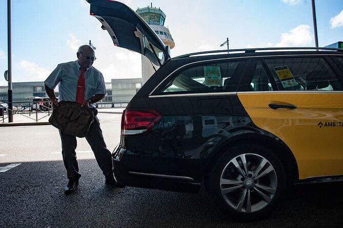Como Private Transfer from Como city centre to Milan Malpensa Airport - Timing your pickup without cutting it close