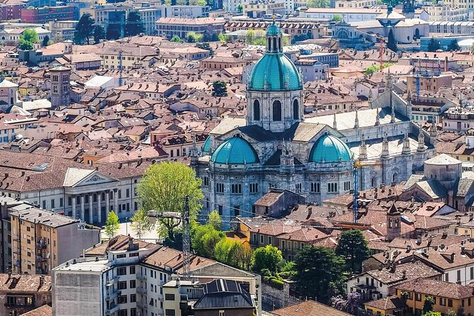 Como Walking Tour with Audio and Written Guide by a Local - Start at Villa Olmo, then confirm the route