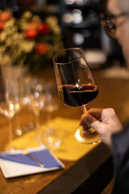 Como: Wine Tasting Experience with Cheese and Cold Cuts - Timing, comfort, and practical details