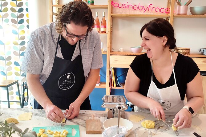 Cooking Class : Fresh pasta and TIRAMISÙ with Lake Garda wines - Making tiramisù from cream to final layer