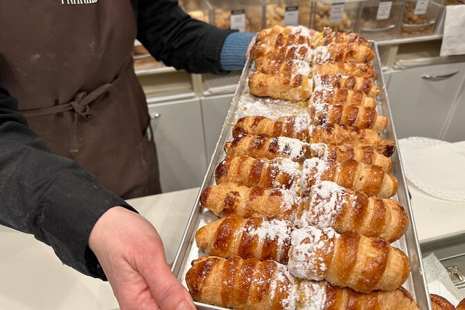 Delicious Milan Street Food Tour Tasting and Sightseeing with Local Guide - The Duomo and Galleria Put Milan’s Center on Display